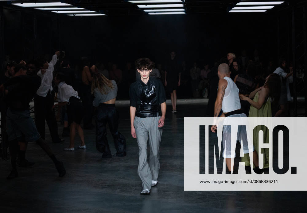 Paris Fashion Week Women s Wear SPRING SUMMER 2027 Collection by ALAINPAUL, October 1, 2026; Photography by Sylvie Lefort; MAXPPP 01 10 2026 @Sylvie Lefort Photography MAXPPP October 1, 2026 Models showcase designs from the ALAINPAUL Women’s Spring Summer 2027 collection during Paris Fashion Week in Paris, France, October 1, 2026. The women’s collections were presented from September 28 to October 6, 26.