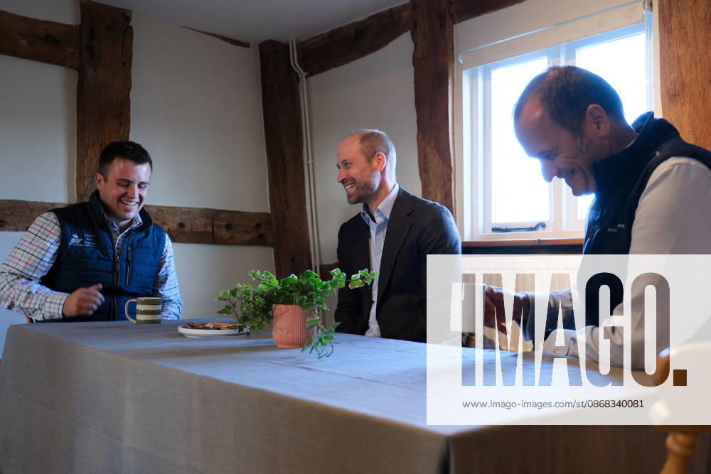 Britain s Prince William on a visit examining the role of regenerative farming in climate resilience, in Hereford Britain s Prince William meets Harry Davies, the incoming tenant of the Duchy of Cornwall s first regenerative Farm Business Tenancy, during a visit to examine the role of regenerative farming in climate resilience in Hereford, Britain, October 1, 2026., Credit:Mathieu Willcocks PA ROTA - B68 Avalon UNITED KINGDOM, Hereford