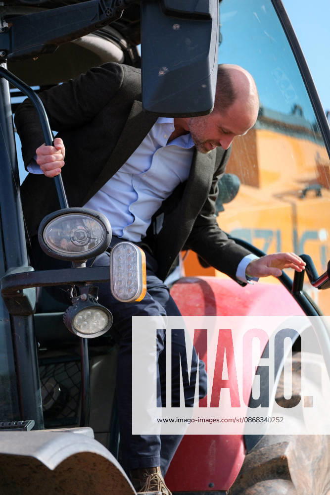 Britain s Prince William on a visit examining the role of regenerative farming in climate resilience, in Hereford Britain s Prince William steps off a farming vehicle as he meets Harry Davies (not pictured), the incoming tenant of the Duchy of Cornwall s first regenerative Farm Business Tenancy, during a visit to examine the role of regenerative farming in climate resilience in Hereford, Britain, October 1, 2026., Credit:Mathieu Willcocks PA ROTA - B68 Avalon UNITED KINGDOM, Hereford