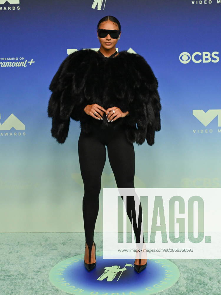 JORDAN COLEMAN attends the 2026 MTV Video Music Awards â€oeVMAs†teal carpet. Los Angeles USA - ZUMAb173 20260927_aap_b173_487