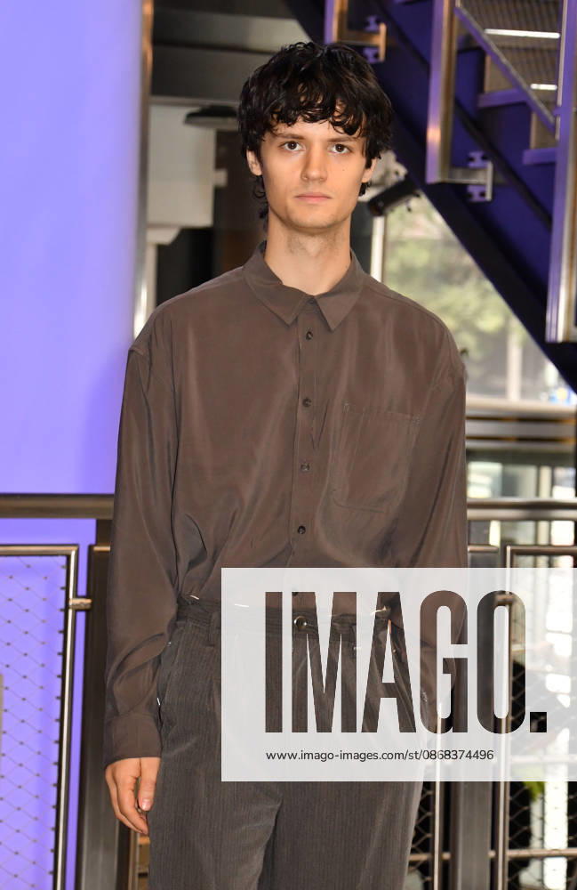NEW YORK, NY- OCTOBER 1: Arthur Conti pictured during a visit to he Empire State Building Ahead of the Release of Mike Flannigan s Carrie on October 1, 2026 in New York City.