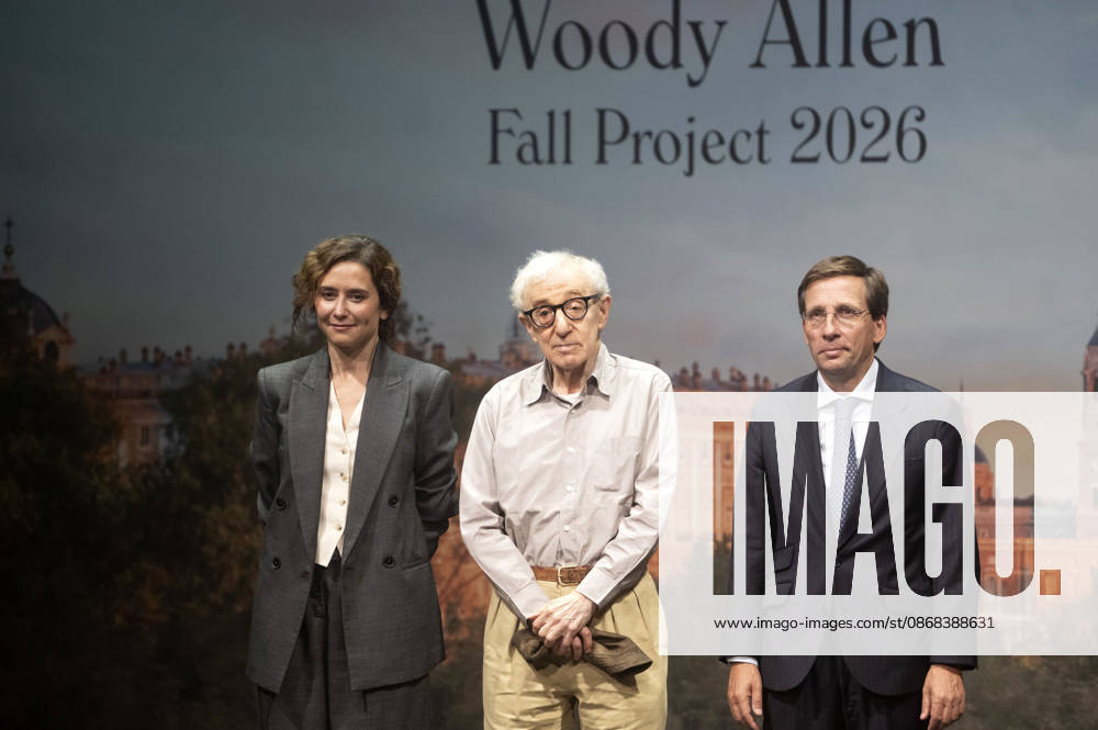 Isabel Diaz Ayuso, Woody Allen und JoseLuis Martinez-Almeida Navasques beim offiziellen Empfang zum Drehstart des Woody Allen Fall Project 2026 in den Teatros del Canal. Madrid