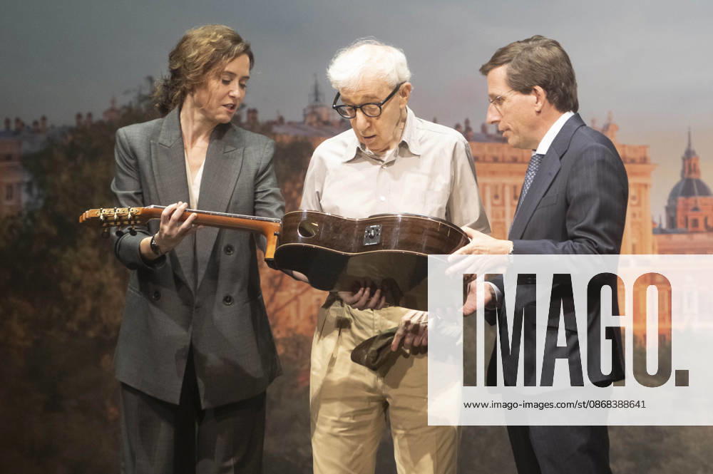 Isabel Diaz Ayuso, Woody Allen und JoseLuis Martinez-Almeida Navasques beim offiziellen Empfang zum Drehstart des Woody Allen Fall Project 2026 in den Teatros del Canal. Madrid