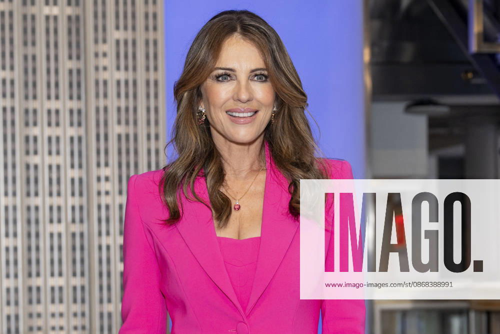 ELIZABETH HURLEY visits the Empire State Building in New York to honor Breast Cancer Awareness Month and the Breast Cancer Campaign with The Estee Lauder Company. 1 October 2026 New York USA - ZUMAa265 20261001_zep_a265_044
