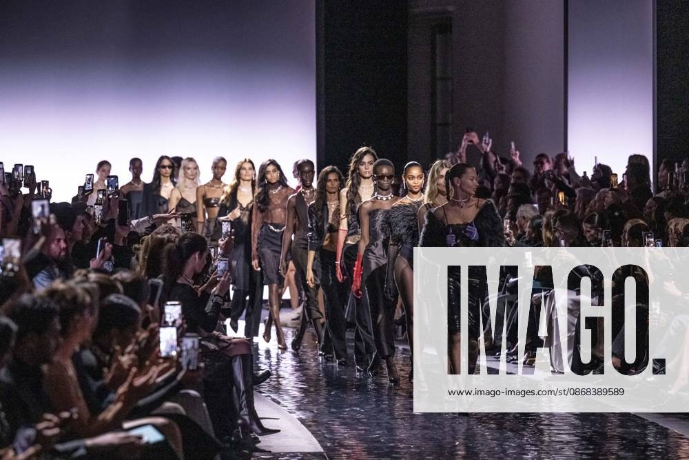Messika’s Terres de Contrastes fashion show on the sidelines of the Spring Summer 2027 Ready-to-Wear collections during Paris Fashion Week (PFW) on October 1, 2026, in Paris, France. Messika’s Terres de Contrastes fashion show on the sidelines of the Spring Summer 2027 Ready-to-Wear collections during Paris Fashion Week (PFW) on October 1, 2026, in Paris, France