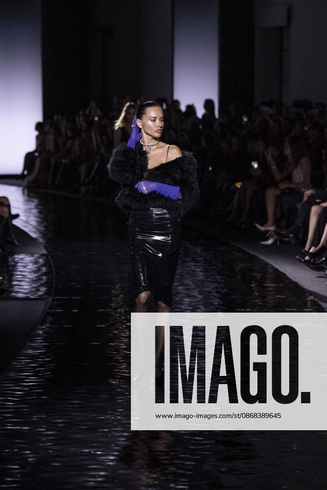 Adriana Lima at the Messika Terres de Contrastes fashion show on the sidelines of the Spring Summer 2027 Ready-to-Wear collections during Paris Fashion Week (PFW) on October 1, 2026, in Paris, France. Messika’s Terres de Contrastes fashion show on the sidelines of the Spring Summer 2027 Ready-to-Wear collections during Paris Fashion Week (PFW) on October 1, 2026, in Paris, France