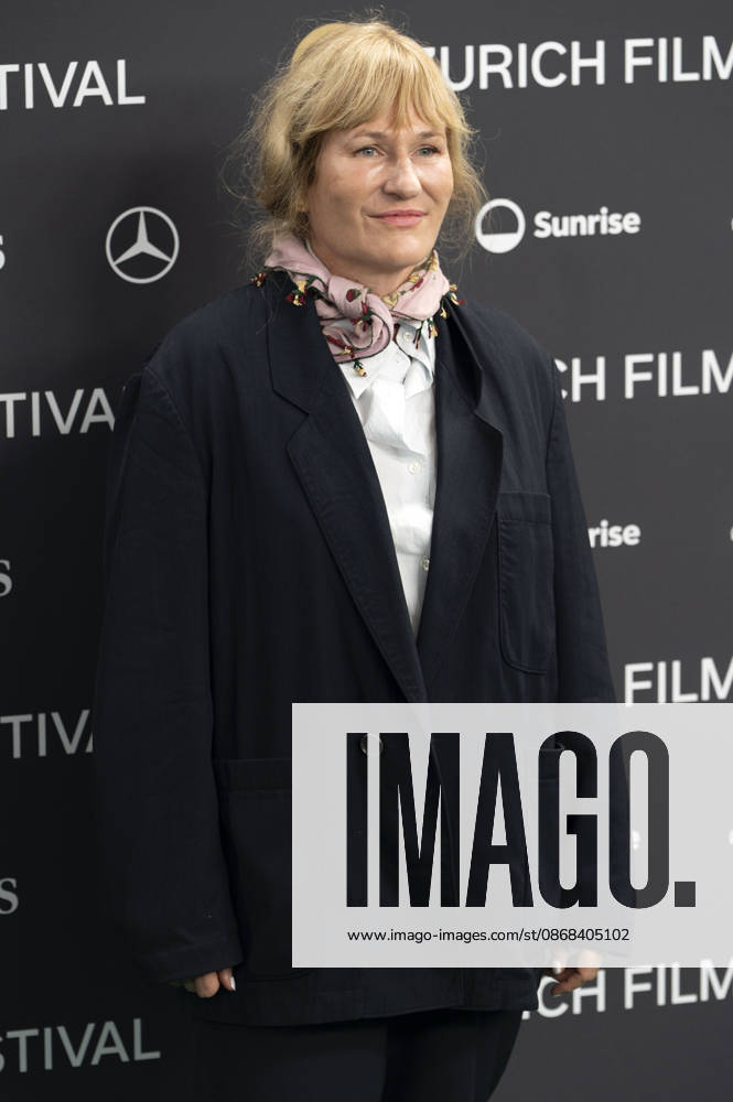Valerie Perrin bei der Premiere des Kinofilms Violette Violette oder Frisches Wasser für die Blumen auf dem 22. Zurich Film Festival im Corso. Zürich
