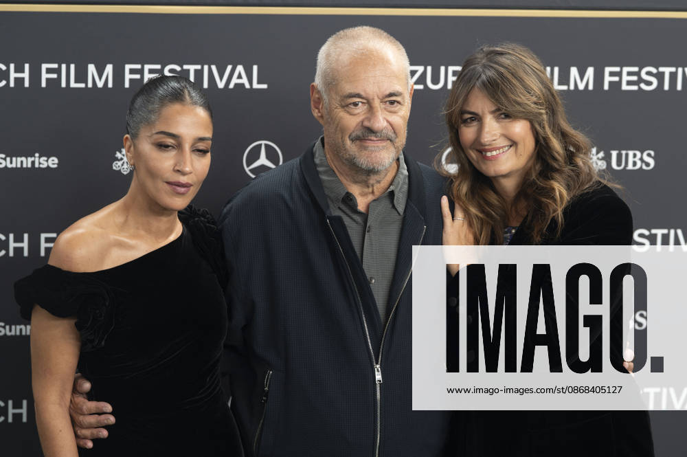 Leila Bekhti, Jean-Pierre Jeunet und Valerie Perrin bei der Premiere des Kinofilms Violette Violette oder Frisches Wasser für die Blumen auf dem 22. Zurich Film Festival im Corso. Zürich