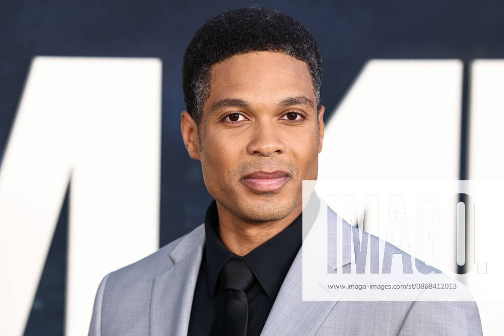 World Premiere Of Netflix s Animals WESTWOOD, LOS ANGELES, CALIFORNIA, USA - OCTOBER 01: Ray Fisher arrives at the World Premiere Of Netflix s Animals held at Westwood Village Theater on October 1, 2026 in Westwood, Los Angeles, California, United States. Westwood Westwood Village Theater California United States