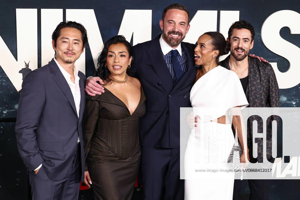 World Premiere Of Netflix s Animals WESTWOOD, LOS ANGELES, CALIFORNIA, USA - OCTOBER 01: Steven Yeun, Adriana Paz, Ben Affleck, Kerry Washington and Luis Gerardo Mendez arrive at the World Premiere Of Netflix s Animals held at Westwood Village Theater on October 1, 2026 in Westwood, Los Angeles, California, United States. Westwood Westwood Village Theater California United States