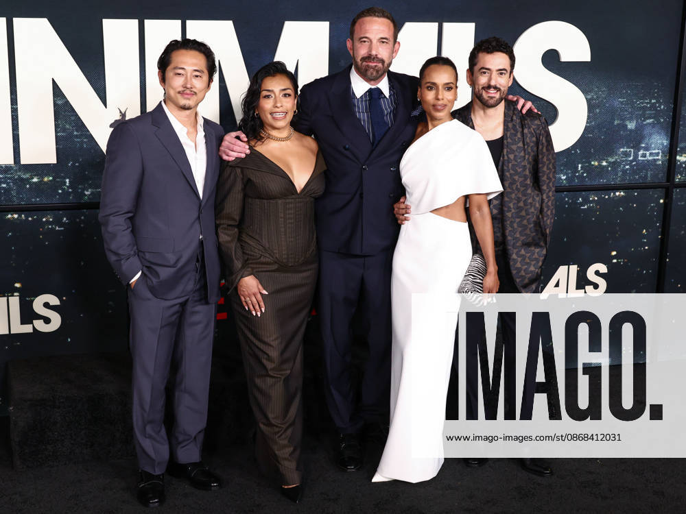 World Premiere Of Netflix s Animals WESTWOOD, LOS ANGELES, CALIFORNIA, USA - OCTOBER 01: Steven Yeun, Adriana Paz, Ben Affleck, Kerry Washington and Luis Gerardo Mendez arrive at the World Premiere Of Netflix s Animals held at Westwood Village Theater on October 1, 2026 in Westwood, Los Angeles, California, United States. Westwood Westwood Village Theater California United States