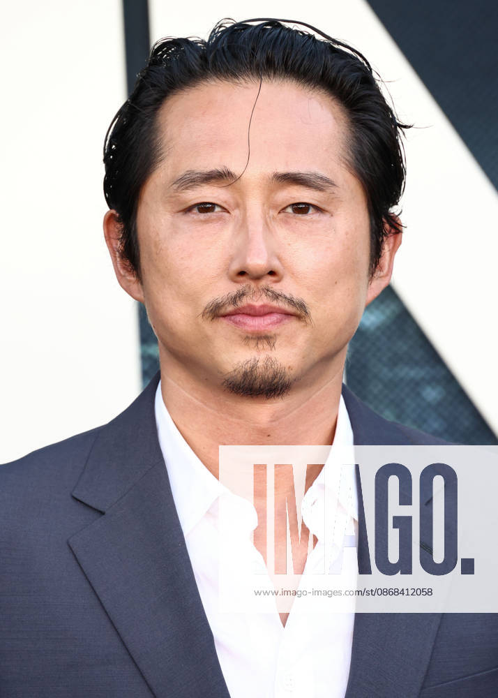 World Premiere Of Netflix s Animals WESTWOOD, LOS ANGELES, CALIFORNIA, USA - OCTOBER 01: Steven Yeun arrives at the World Premiere Of Netflix s Animals held at Westwood Village Theater on October 1, 2026 in Westwood, Los Angeles, California, United States. Westwood Westwood Village Theater California United States