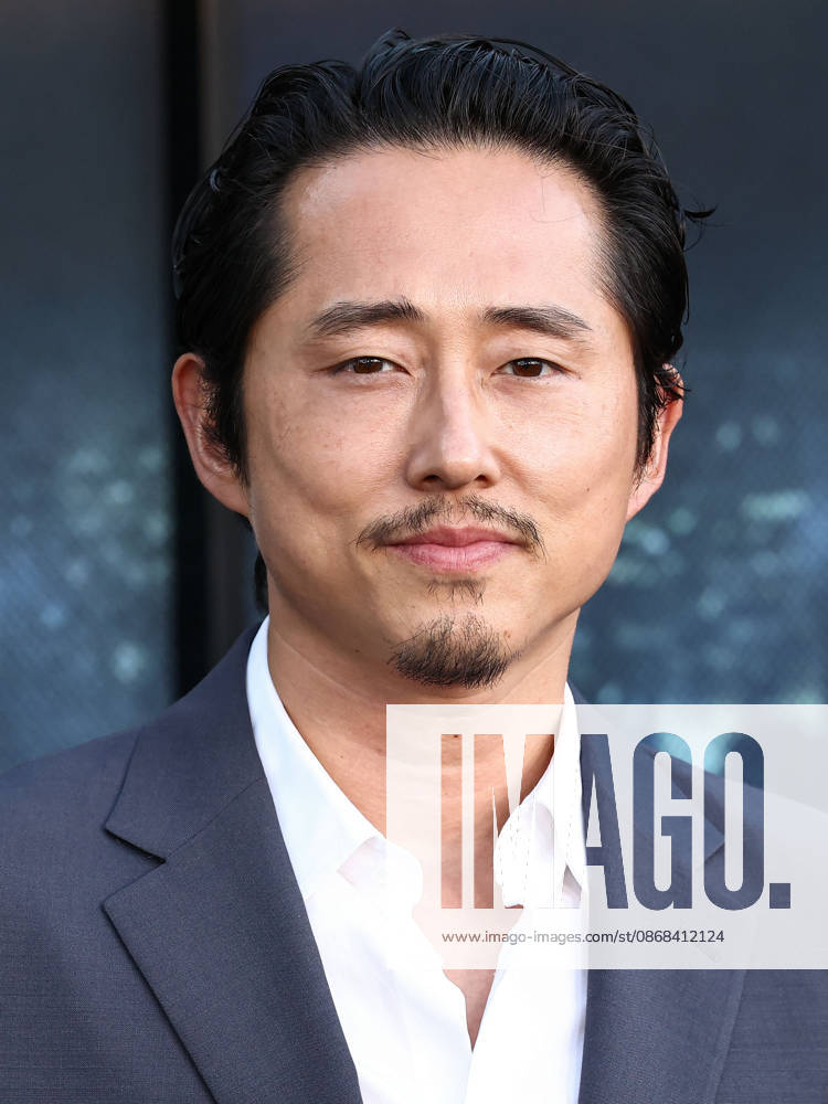 World Premiere Of Netflix s Animals WESTWOOD, LOS ANGELES, CALIFORNIA, USA - OCTOBER 01: Steven Yeun arrives at the World Premiere Of Netflix s Animals held at Westwood Village Theater on October 1, 2026 in Westwood, Los Angeles, California, United States. Westwood Westwood Village Theater California United States