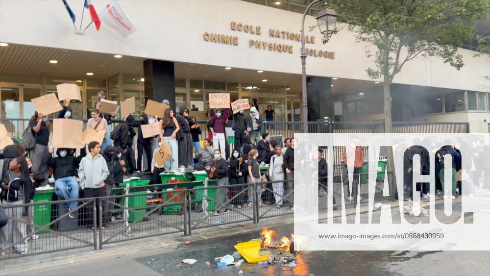 Student Protest - Paris Videograbs - Students are blocking access to the National School of Physical Chemistry and Biology in Paris (ENCPB – Pierre-Gilles-de-Gennes High School) in the 13th arrondissement of Paris during the student protest in Paris, France, on October 2, 2026. Since late September, students have been organizing protests outside their schools to highlight various issues, ranging from class schedules and class sizes to teacher shortages and excessive heat in classrooms during this year’s heat waves. These protests began in Île-de-France, the Paris region, but have now spread to other cities across the country. Photo by CLPRESS ABACAPRESS.COM Paris France