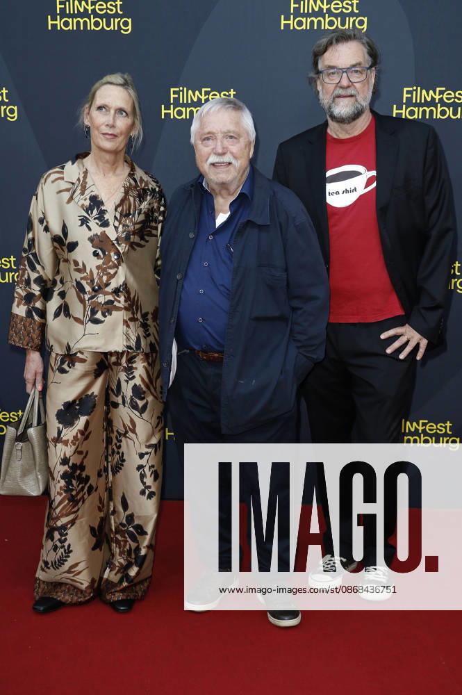Pamela Biermann, Wolf Biermann und Jens Meurer bei der Premiere des Dokumentarfilms Biermann auf dem 34. Filmfest Hamburg 2026 im Cinemaxx Dammtor. Hamburg