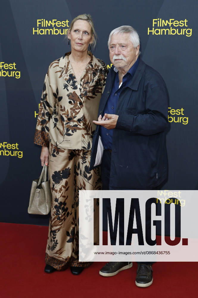 Wolf Biermann mit Ehefrau Pamela Biermann bei der Premiere des Dokumentarfilms Biermann auf dem 34. Filmfest Hamburg 2026 im Cinemaxx Dammtor. Hamburg