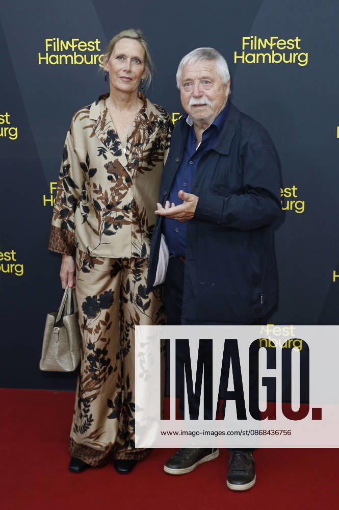 Wolf Biermann mit Ehefrau Pamela Biermann bei der Premiere des Dokumentarfilms Biermann auf dem 34. Filmfest Hamburg 2026 im Cinemaxx Dammtor. Hamburg