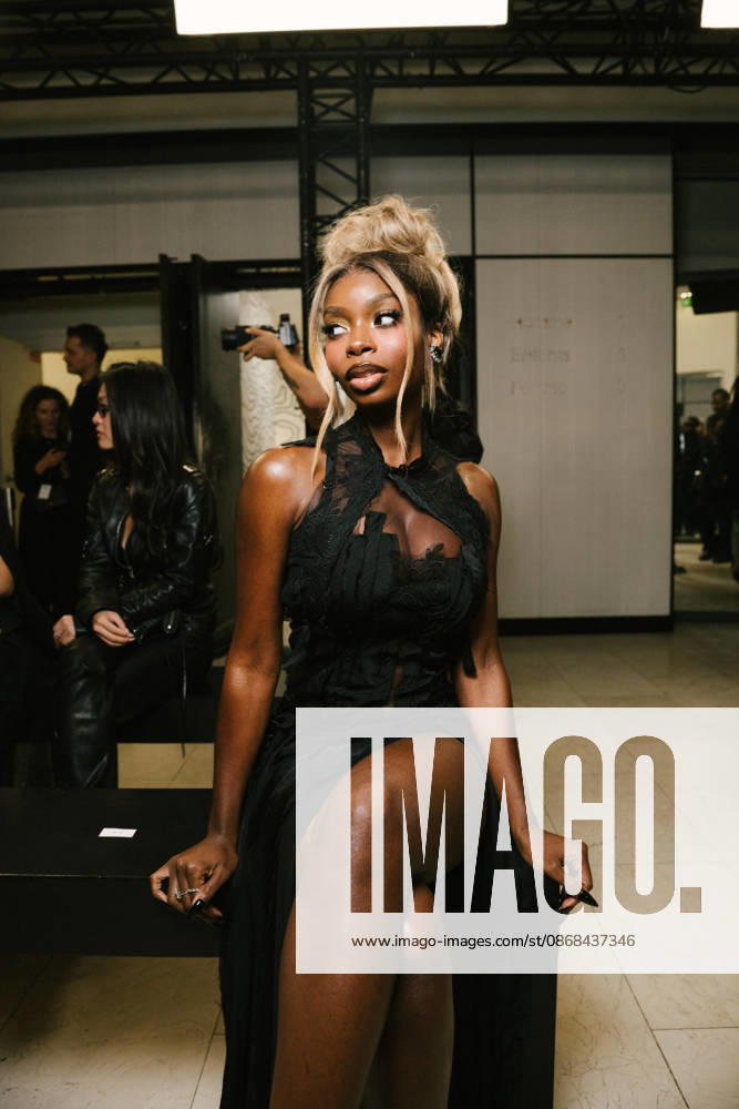 Olandria in the front row at the Ottolinger Spring Summer 2027 Women’s Ready-to-Wear Collection fashion show during Paris Fashion Week (PFW) in Paris, France, on October 2, 2026 Sam Delpech Bestimage Olandria at the Ottolinger show during Paris Fashion Week (PFW) in Paris, France, on October 2, 2026 Paris, France