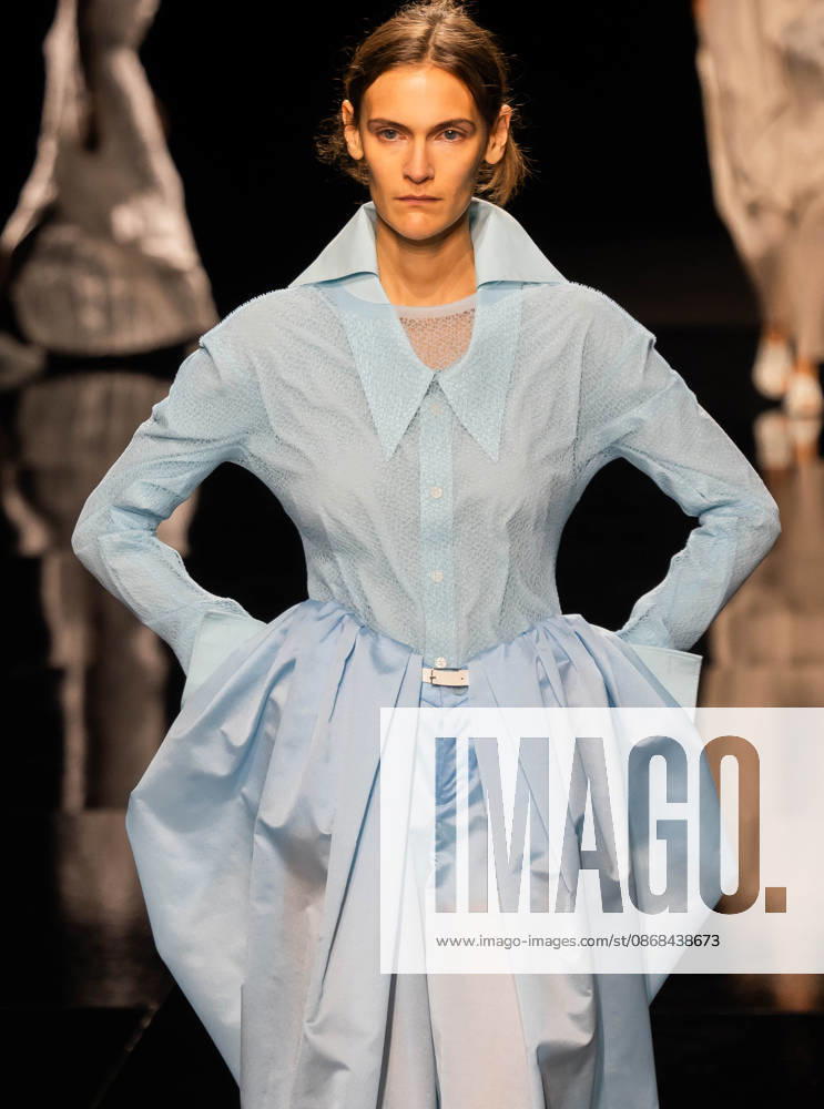 Paris Fashion Week Women s Wear SPRING SUMMER 2027 Collection ISSEY MIYAKE October 2, 2026 Sylvie Lefort Photography MAXPPP 02 10 2026 @Sylvie Lefort Photography MAXPPP October 1, 2026 Models showcase designs from the ISSEY MIYAKE Women’s Spring Summer 2027 collection during Paris Fashion Week in Paris, France, October 2, 2026. The presentation of the women’s collections ran from September 28 to October 6, 26.