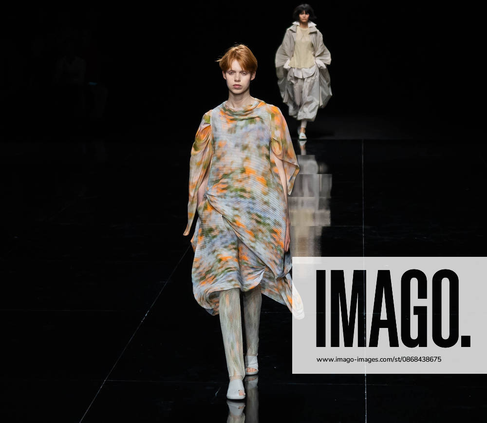 Paris Fashion Week Women s Wear SPRING SUMMER 2027 Collection ISSEY MIYAKE October 2, 2026 Sylvie Lefort Photography MAXPPP 02 10 2026 @Sylvie Lefort Photography MAXPPP October 1, 2026 Models showcase designs from the ISSEY MIYAKE Women’s Spring Summer 2027 collection during Paris Fashion Week in Paris, France, October 2, 2026. The presentation of the women’s collections ran from September 28 to October 6, 26.