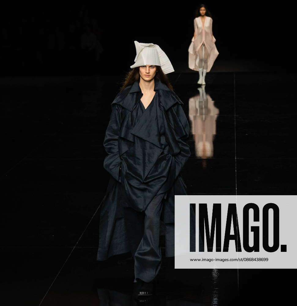 Paris Fashion Week Women s Wear SPRING SUMMER 2027 Collection ISSEY MIYAKE October 2, 2026 Sylvie Lefort Photography MAXPPP 02 10 2026 @Sylvie Lefort Photography MAXPPP October 1, 2026 Models showcase designs from the ISSEY MIYAKE Women’s Spring Summer 2027 collection during Paris Fashion Week in Paris, France, October 2, 2026. The presentation of the women’s collections ran from September 28 to October 6, 26.