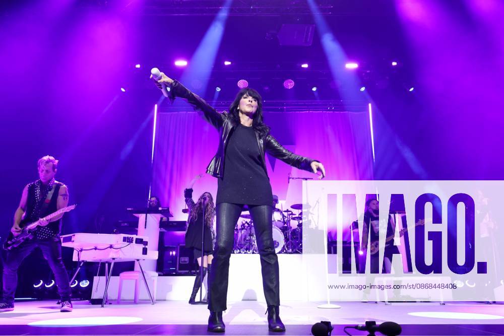 Nena, Sängerin, im Konzert live in der Max-Schmeling-Halle, Berlin, Pop, Berlin