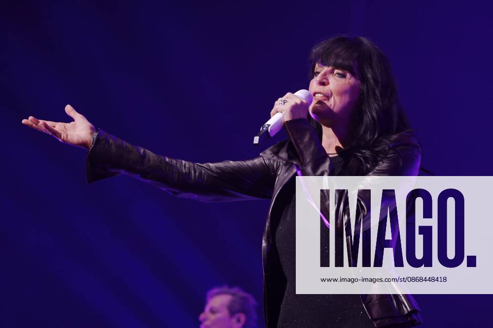 Nena, Sängerin, im Konzert live in der Max-Schmeling-Halle, Berlin, Pop, Berlin
