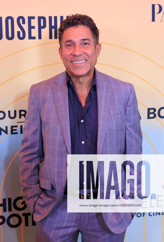 Oscar Nunez at the Critics Choice Associationâ€⠢s 6th Annual Celebration of Cinema & Television on Friday October 2, 2026 at the Four Seasons Hotel in Beverly Hills, California. JAVIER ROJAS PI Beverly Hills USA - ZUMAp124 20261002_zaa_p124_010