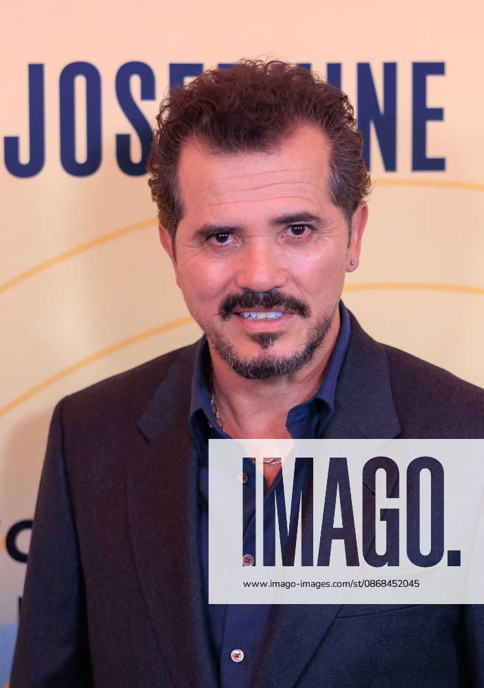 John Leguizamo at the Critics Choice Associationâ€⠢s 6th Annual Celebration of Cinema & Television on Friday October 2, 2026 at the Four Seasons Hotel in Beverly Hills, California. JAVIER ROJAS PI Beverly Hills USA - ZUMAp124 20261002_zaa_p124_014