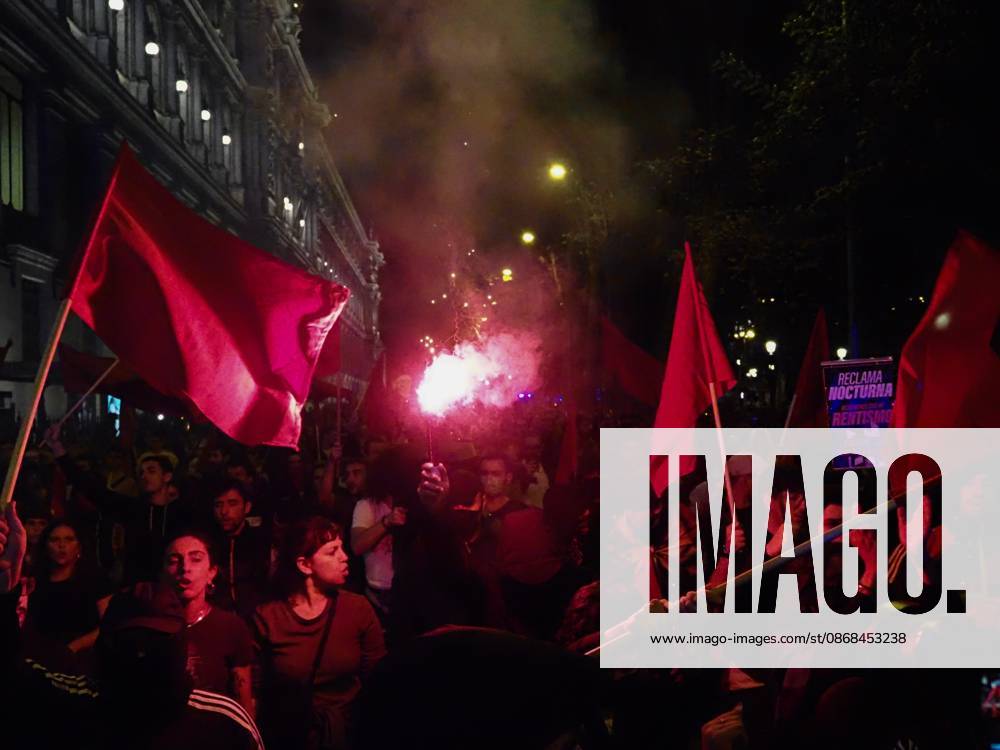 MADRID, SPAIN - October 02: Hundreds of people who remain camped in Puerta del Sol went out to march through the main streets of Madrid, passing through Calle Alcalo¡, Plaza de Cibeles and Plaza de Neptuno, and returned to the encampment in Puerta del Sol shouting The fight goes on, whatever it takes Madrid Spain - ZUMAh199 20261002_zip_h199_019
