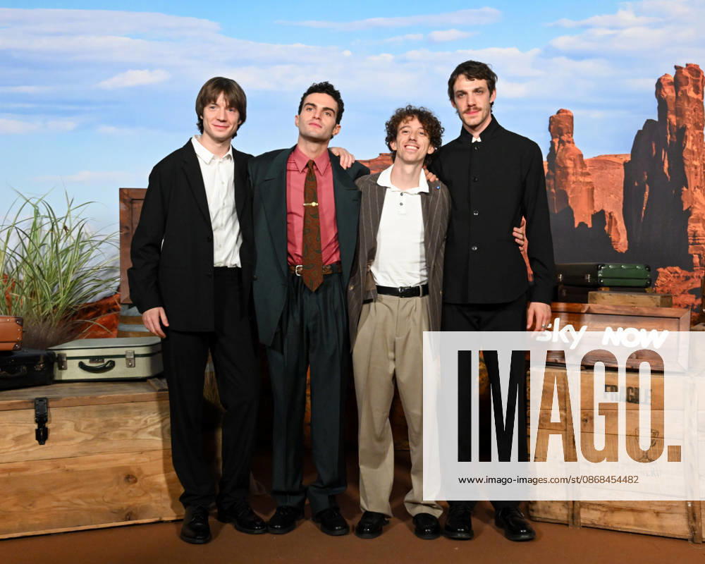 IPA89238539 - Milan, North, South, West, East, Evening: The Legendary Story of the 883, Season 2 Pictured: Matteo Maiolani, Ruben Aprea, Davide Calgaro, Elia Nuzzolo
