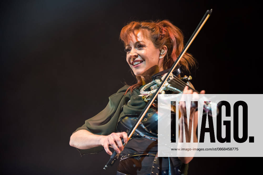 SaO PAULO, SP - 02.10.2026: SHOW DE LINDSEY STIRLING EM SaO PAULO - Lindsey Stirling performed at Vibra Sao Paulo this Friday (2), in Sao Paulo, with the Duality tour. x3024006x VincentxBosson