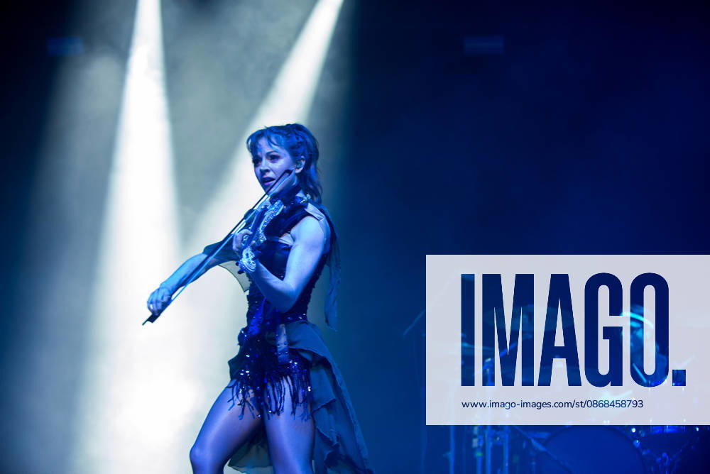 SaO PAULO, SP - 02.10.2026: SHOW DE LINDSEY STIRLING EM SaO PAULO - Lindsey Stirling performed at Vibra Sao Paulo this Friday (2), in Sao Paulo, with the Duality tour. x3024013x VincentxBosson