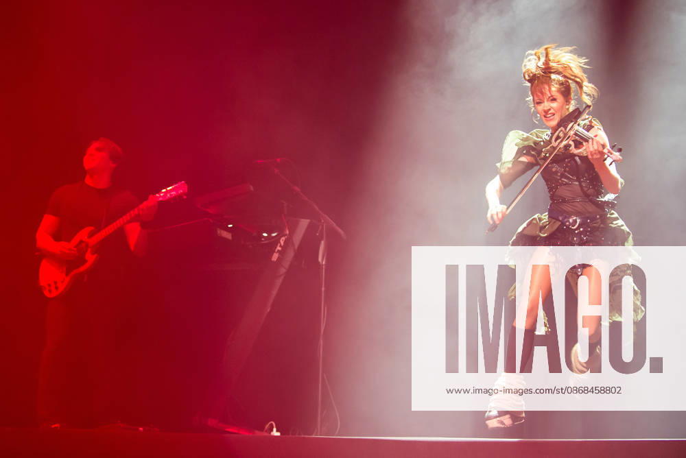 SaO PAULO, SP - 02.10.2026: SHOW DE LINDSEY STIRLING EM SaO PAULO - Lindsey Stirling performed at Vibra Sao Paulo this Friday (2), in Sao Paulo, with the Duality tour. x3024019x VincentxBosson