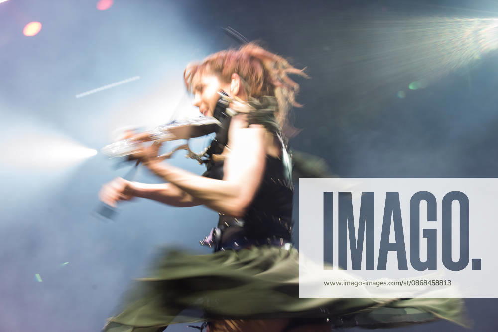 SaO PAULO, SP - 02.10.2026: SHOW DE LINDSEY STIRLING EM SaO PAULO - Lindsey Stirling performed at Vibra Sao Paulo this Friday (2), in Sao Paulo, with the Duality tour. x3024027x VincentxBosson