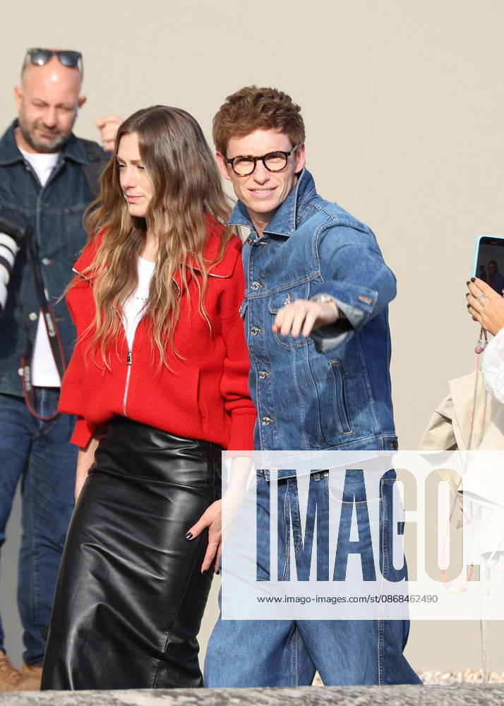 Eddie Redmayne and Hannah Bagshawe at the Givenchy Spring Summer 2026 Women’s Ready-to-Wear Collection fashion show during Paris Fashion Week (PFW) on October 2, 2026. Denis Guignebourg, Bestimage. Celebrities at Givenchy’s Spring Summer 2026 Women’s Ready-to-Wear Collection fashion show at Paris Fashion Week (PFW) on October 2, 2026, Paris, France