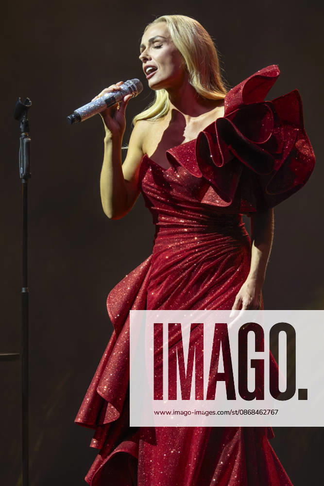 Katherine Jenkins performs at Bridgewater Hall Katherine Jenkins OBE performs at Bridgewater Hall, Manchester, England, on the first night of her 25th Anniversary Tour, Credit:Mike Gray MIKE GRAY - B4227 Avalon