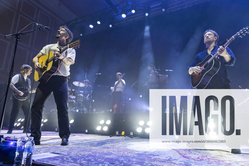 Amble, performs live, at O2 City Hall, Newcastle, UK, on 2 October 2026 Ross McNerney, Robbie Cunningham and Oisin McCaffrey of Amble, performs live, at O2 City Hall, Newcastle, UK, on 2 October 2026, Credit:David Wala Avalon Tyne and Wear, Newcastle