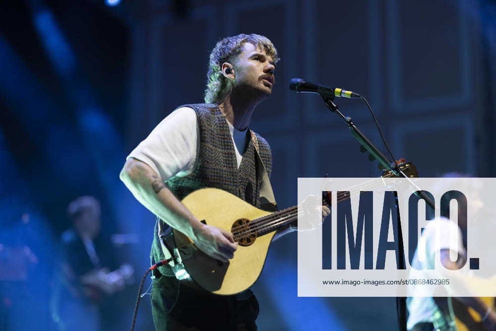 Amble, performs live, at O2 City Hall, Newcastle, UK, on 2 October 2026 Ross McNerney of Amble, performs live, at O2 City Hall, Newcastle, UK, on 2 October 2026 McNerney of Amble, performs live, at O2 City Hall, Newcastle, UK, on 2 October 2026, Credit:David Wala Avalon Tyne and Wear, Newcastle