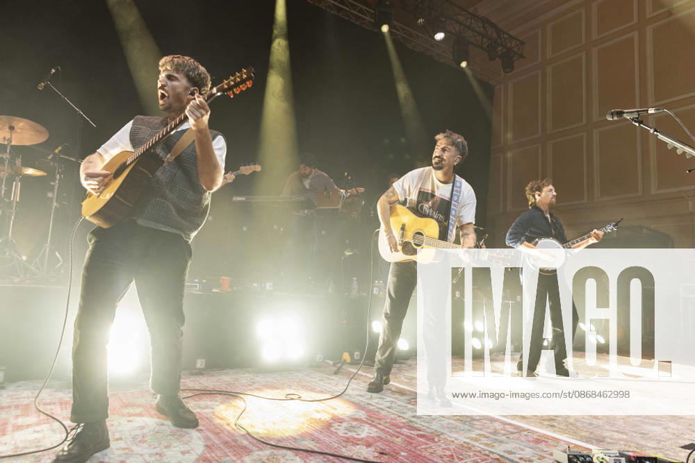 Amble, performs live, at O2 City Hall, Newcastle, UK, on 2 October 2026 Ross McNerney, Robbie Cunningham and Oisin McCaffrey of Amble, performs live, at O2 City Hall, Newcastle, UK, on 2 October 2026, Credit:David Wala Avalon Tyne and Wear, Newcastle