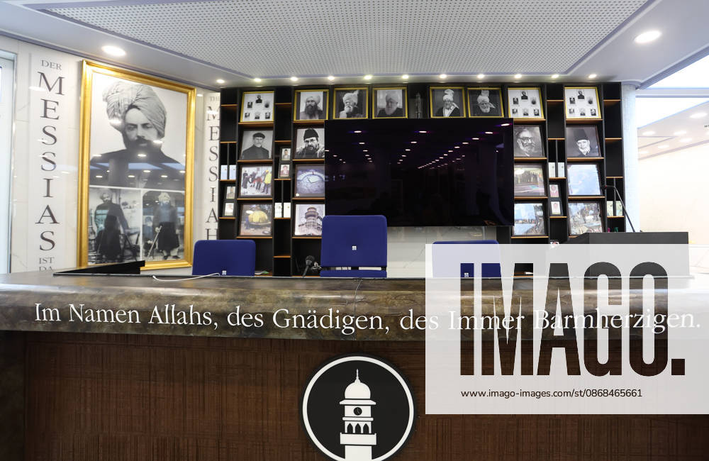 Open Mosque Day in Germany Open Mosque Day in Germany. A view of the mosque Bait ur Rehman Moschee in Nuremberg, Germany . October 03rd , 2026 Photo by Davide Elias