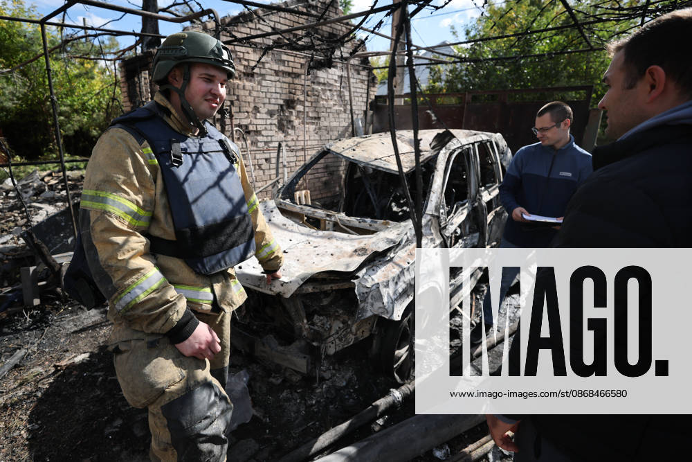 RUSSIA, DONETSK - OCTOBER 3, 2026: A house suffers damage from a drone strike on Donetsk s Kiyevsky District. Dmitry Yagodkin TASS 98712016