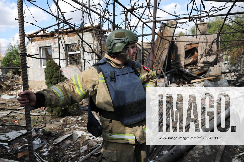 RUSSIA, DONETSK - OCTOBER 3, 2026: A house suffers damage from a drone strike on Donetsk s Kiyevsky District. Dmitry Yagodkin TASS 98712020