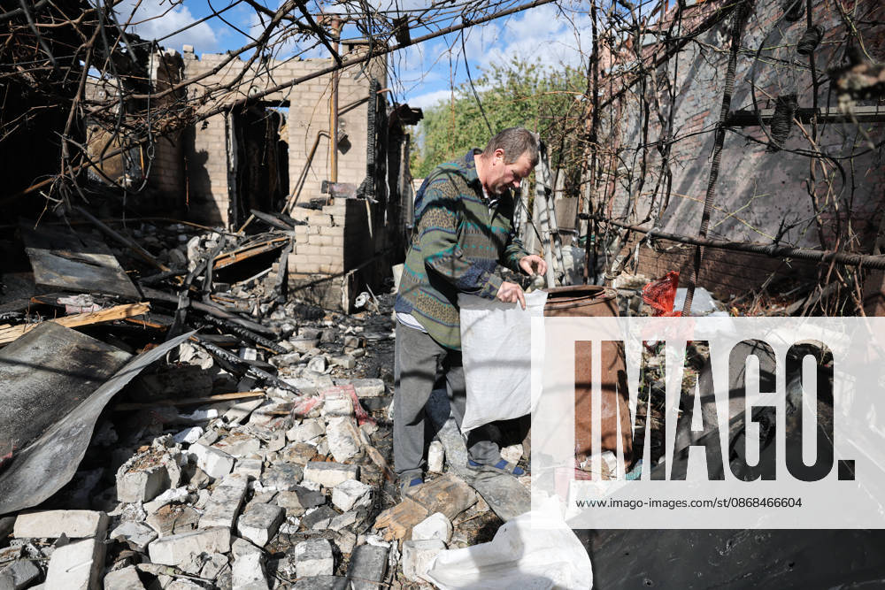 RUSSIA, DONETSK - OCTOBER 3, 2026: A house suffers damage from a drone strike on Donetsk s Kiyevsky District. Dmitry Yagodkin TASS 98712021