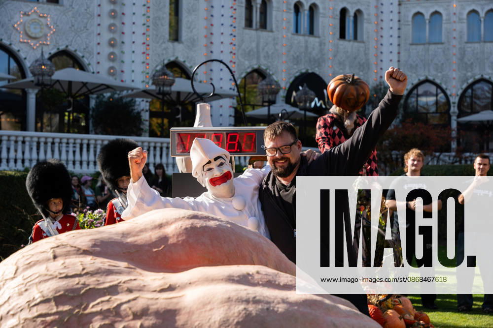 Danish Championship in Giant Pumpkins Revealed Peter Holst Olsen from Naestved and his giant pumpkin weighing 1198 kg wins the Danish Championship in Giant Pumpkins in Tivoli, Copenhagen on Saturday, October 3, 2026. (Photo: Emil Nicolai Helms Scanpix 2026) , Copenhagen Denmark