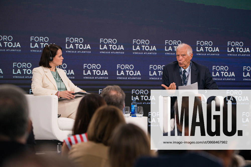 Day Three of the La Toja Vínculo Atlántico Forum I D The leader of the democratic opposition in Belarus, Svetlana Tikhanovskaya, and the former High Representative of the European Union for Foreign Affairs and Security Policy, Josep Borrell, during the La Toja Atlantic Link Forum on October 3, 2026, in O Grove, Pontevedra, Galicia, Spain. The La Toja Vínculo Atlántico Forum is a renowned annual forum for debate and reflection focused on the defense of liberal democracy, the Atlantic partnership, and international cooperation. Founded in 2019 on the initiative of Josep Piqué, Amancio López Seijas, and the Hotusa Group, it brings together prominent political and business leaders, academics, and representatives of civil society on the island