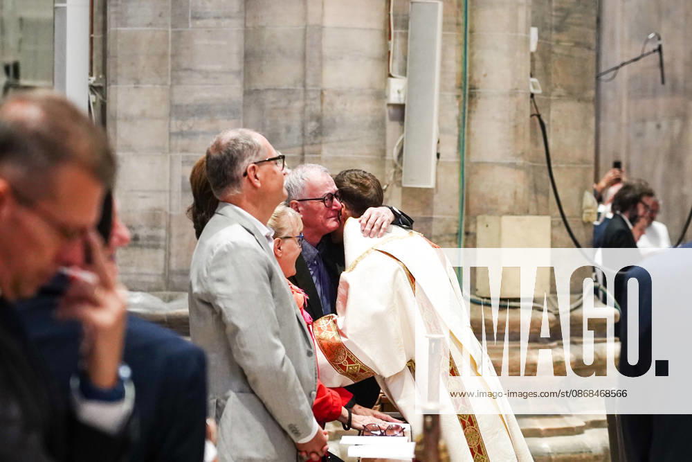 IPA89253391 - MILAN, October 3, 2026 - Ordination ceremony for temporary deacons held in Milan Cathedral by Archbishop Mario Delpini.