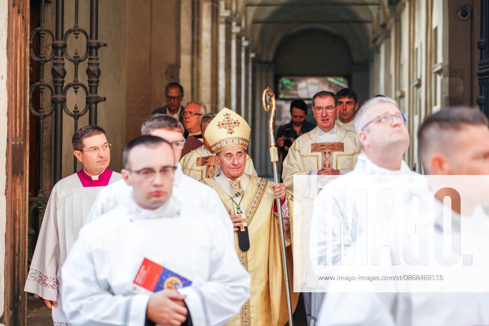IPA89253256 - MILAN, October 3, 2026 - Ordination ceremony for temporary deacons held in Milan Cathedral by Archbishop Mario Delpini.