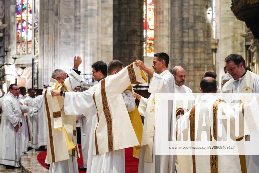 IPA89253371 - MILAN, October 3, 2026 - Ordination ceremony for temporary deacons held in Milan Cathedral by Archbishop Mario Delpini.