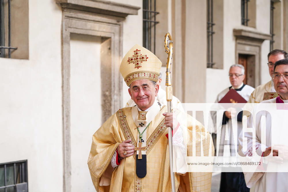 IPA89253251 - MILAN, October 3, 2026 - Ordination ceremony for temporary deacons held in Milan Cathedral by Archbishop Mario Delpini.